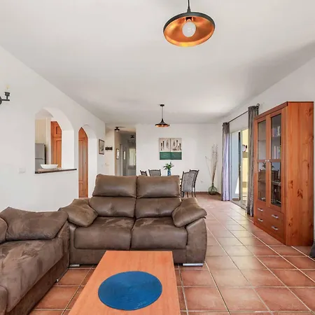 Mango Mountain Villa *